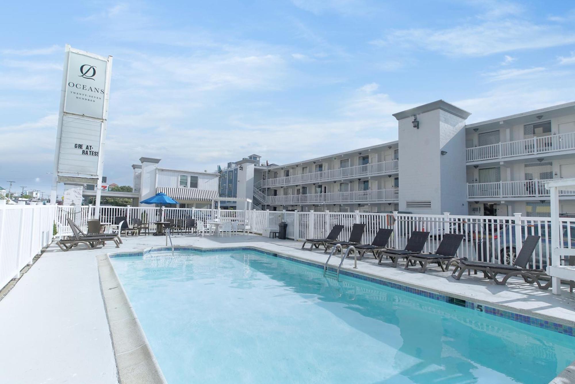 Oceans 2700 Hotel Virginia Beach Exterior photo